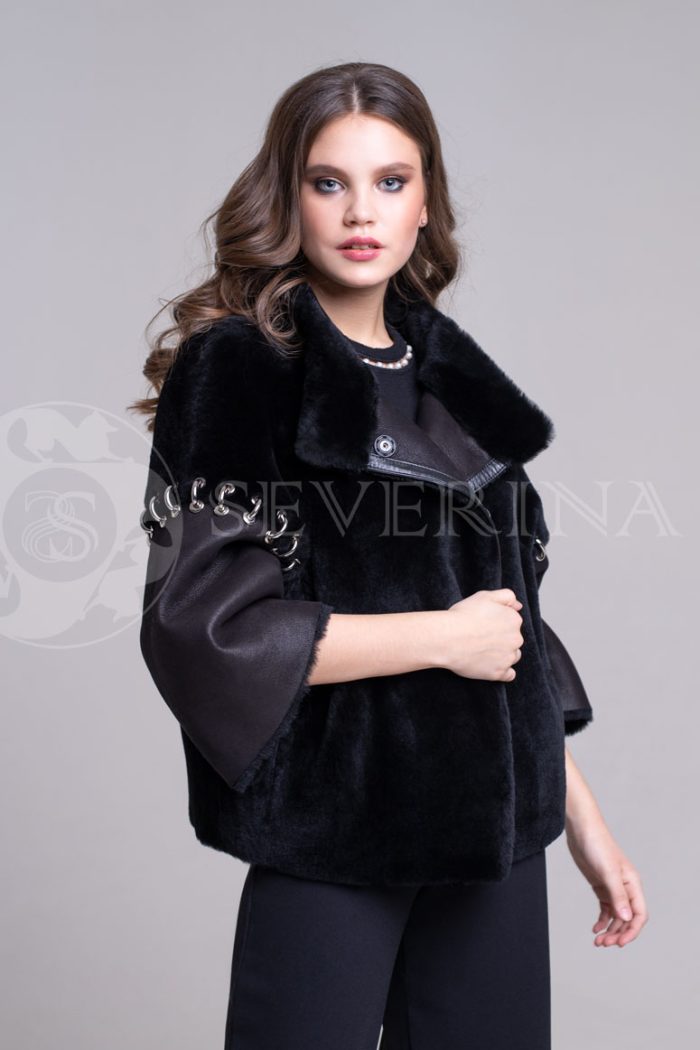 chernaja kolca2 700x1050 - Куртка-дубленка из меха овчины чёрного цвета ИТ-2286