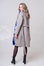 palto mokko norka sinie cvety 3 155x233 - Пальто-жилет серого цвета с инкрустацией цветным мехом норки П-018