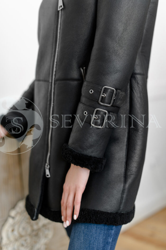 dublenka chernaja4 700x1050 - куртка-дубленка из натуральной кожи удлиненная "косуха" с отделкой мехом овчины