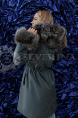 parka izumrud chernoburka 5 155x233 - Куртка-парка с отделкой мехом серебристо-черной лисы ПР-024