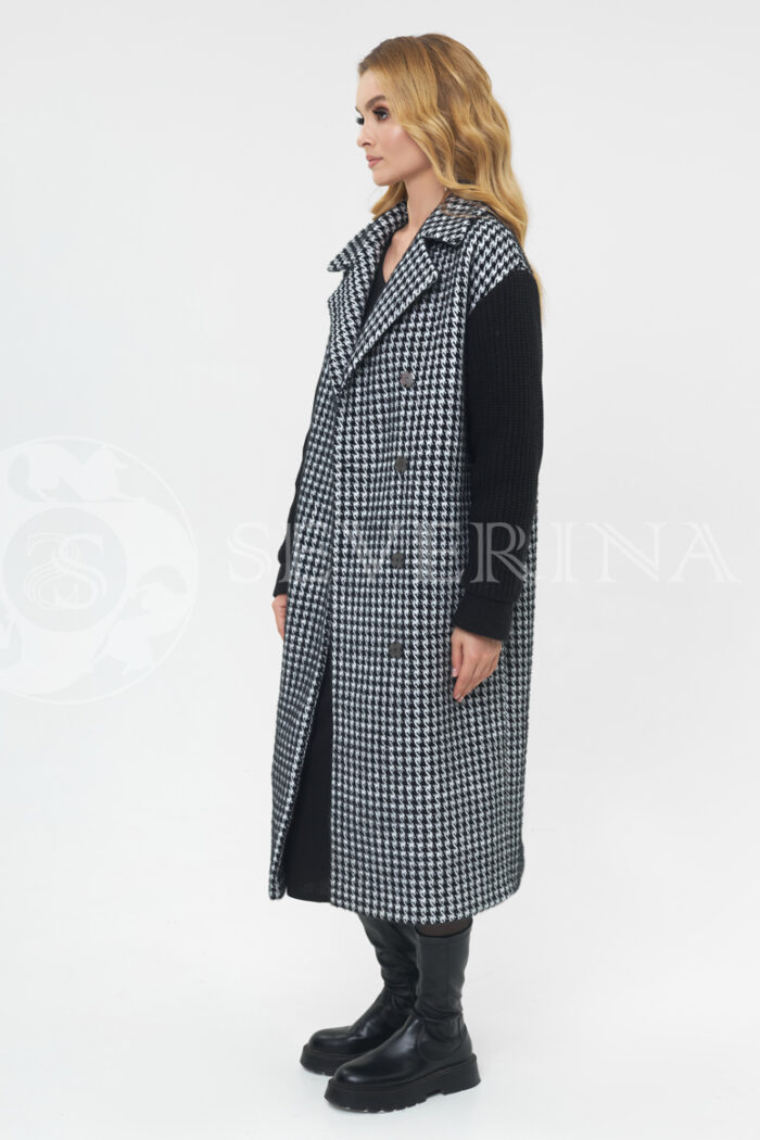 palto gusinaja lapka chernye rukava 3 700x1050 - Пальто в гусиную лапку с вязаными рукавами П-086