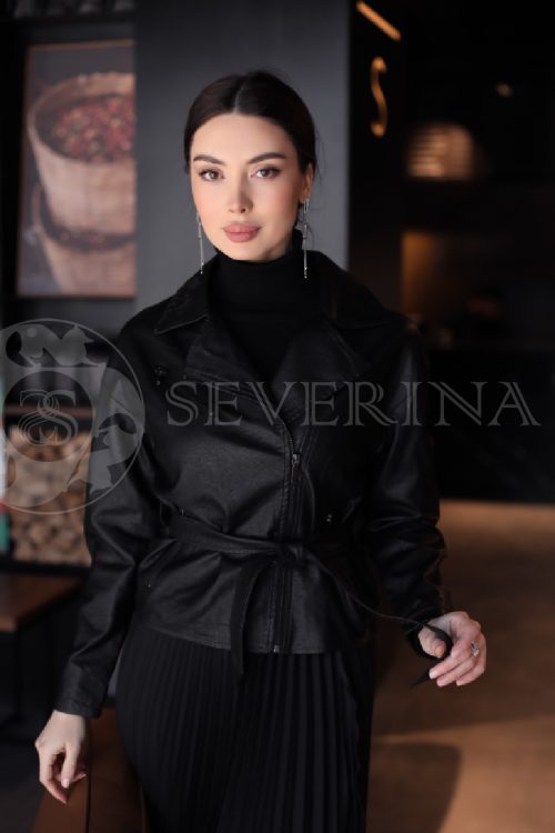 kosuha chjornaja 3 500x750 - Куртка "косуха" из экокожи чёрного цвета TH-0244