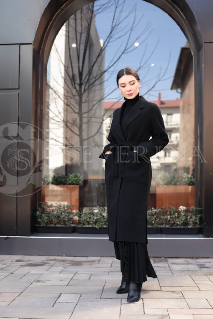 palto chjornoe 3 700x1050 - Пальто классическое черного цвета TH-0325