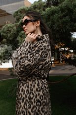 palto leopardovoe 4 155x233 - Пальто классическое с леопардовым принтом
