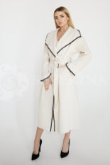 palto halat molochnoe s kontrastnoj strochkoj 5 155x233 - Пальто кашемировое молочного цвета с контрастной строчкой-окантовкой
