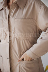 palto rubashka plashhevka bezhevoe 4 155x233 - Пальто-рубашка из плащевой ткани на кнопках бежевого цвета