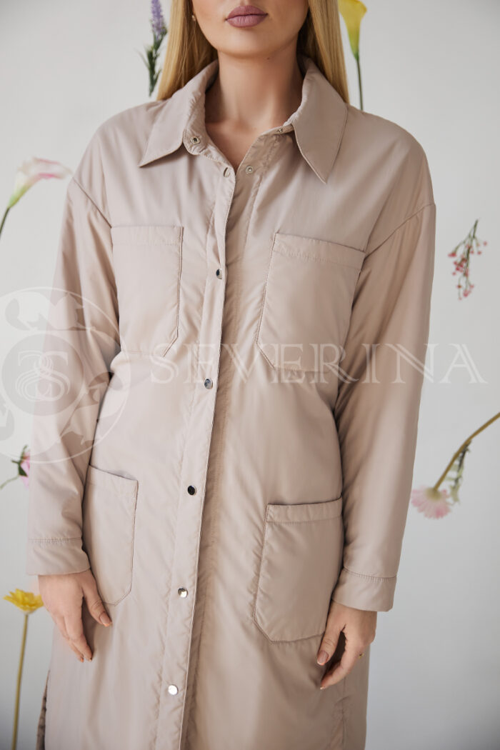 palto rubashka plashhevka bezhevoe 5 700x1050 - Пальто-рубашка из плащевой ткани на кнопках бежевого цвета